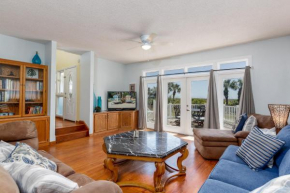 Pet Friendly Oceanfront Home Bar Huge Yard on the ocean, Myrtle Beach